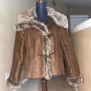 Soft and Cozy Furry Cato Jacket Large